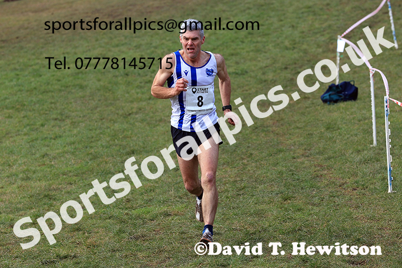 Mens 35s to 64s and, 2025 NEMAA Cross Country Champs., Acklam, Middlesbrough. Photo: David T. Hewitson/Sports for All Pics